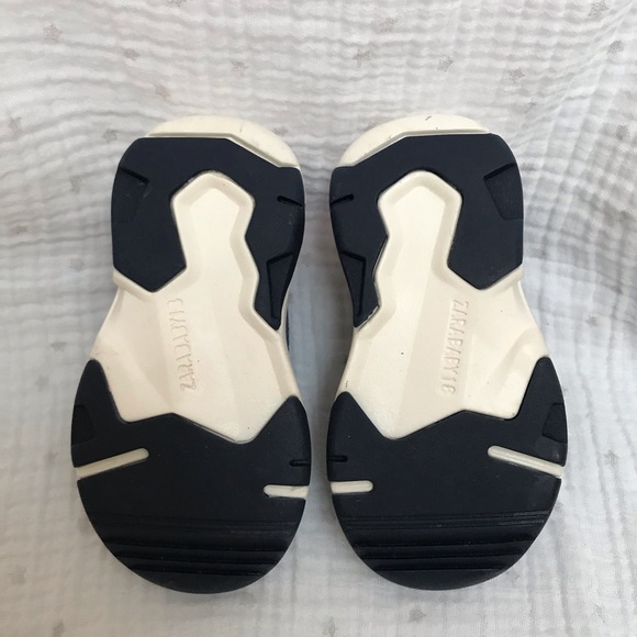 Zara pull on sock sneakers - Picture 4 of 8